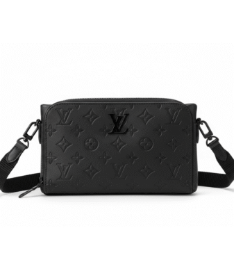 LV POCHETTE
