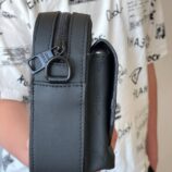 Détails de la sacoche homme LV ROYALE